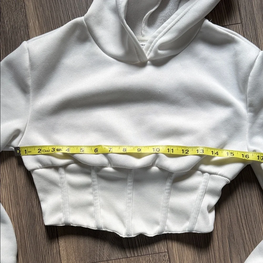 SHEIN cropped pullover