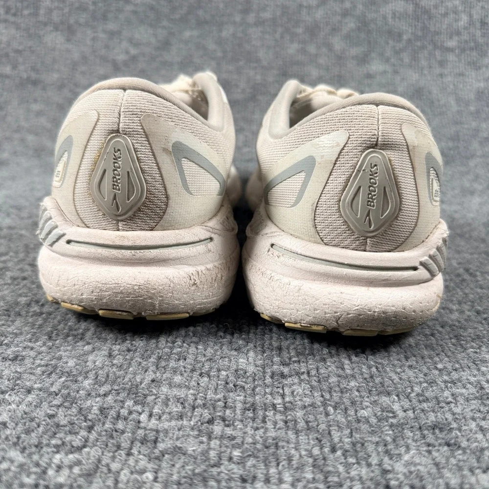 Brooks womens size