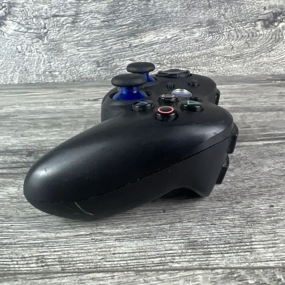 Logitech PlayStation 2 Wireless Action Controller No Dongle Powers On Not Tested