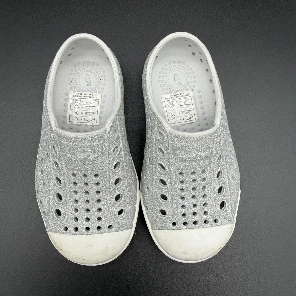 Native Shoes these shoes