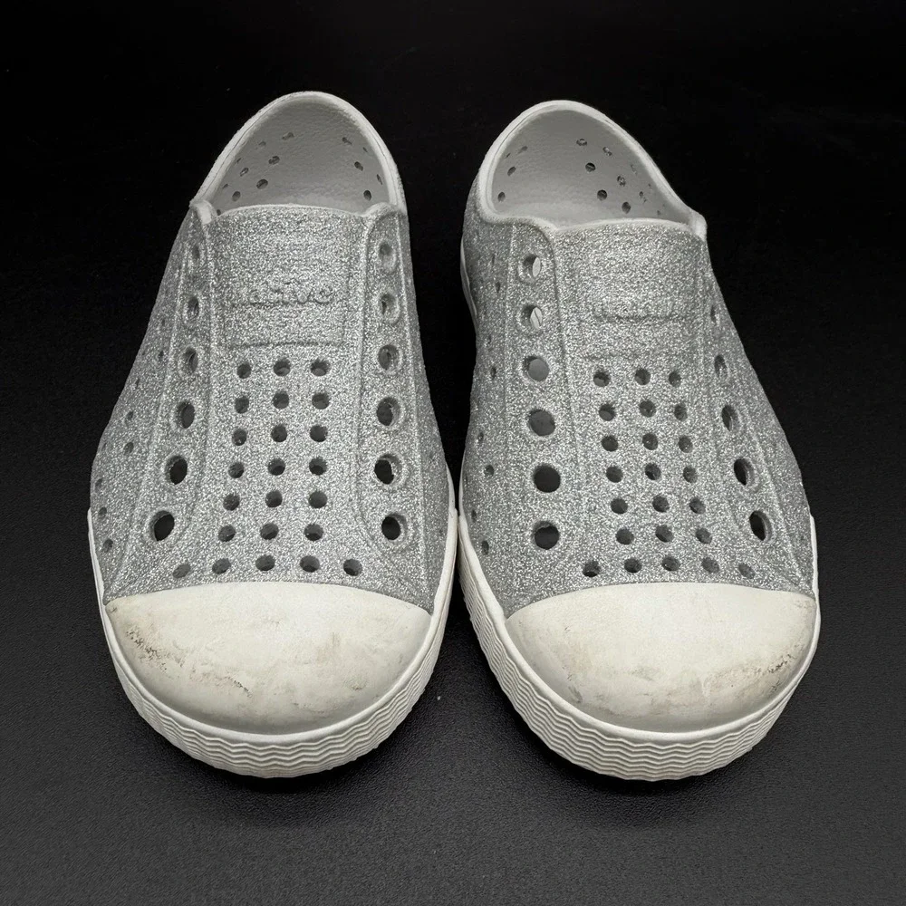 Native Shoes these shoes