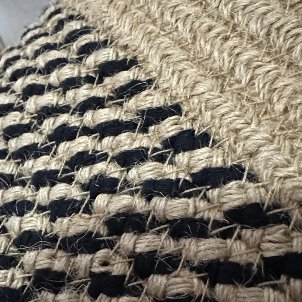 N/A woven natural