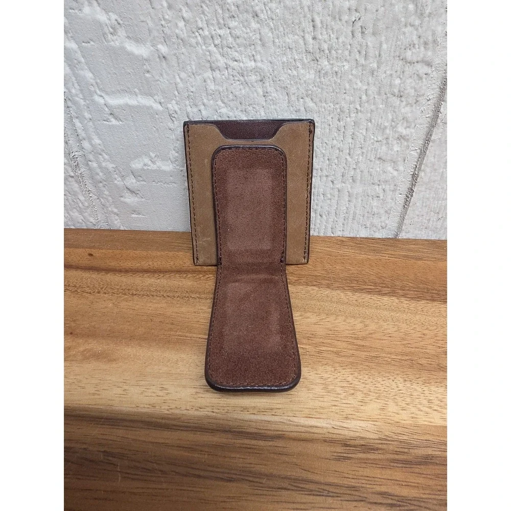 The Unbranded Brand vintage buffalo