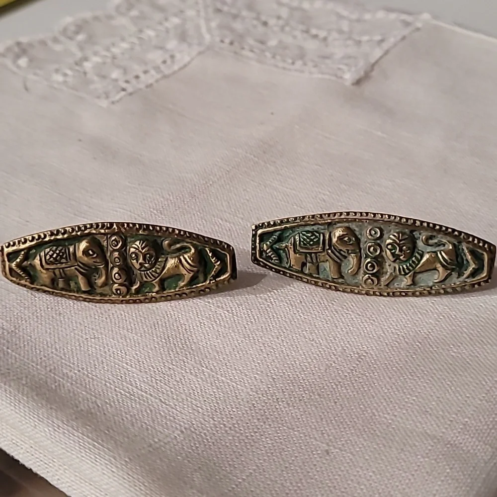 unbranded fabulous pair