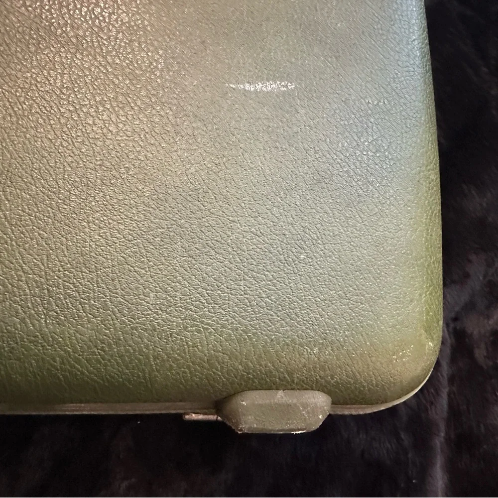 American Tourister classic hard