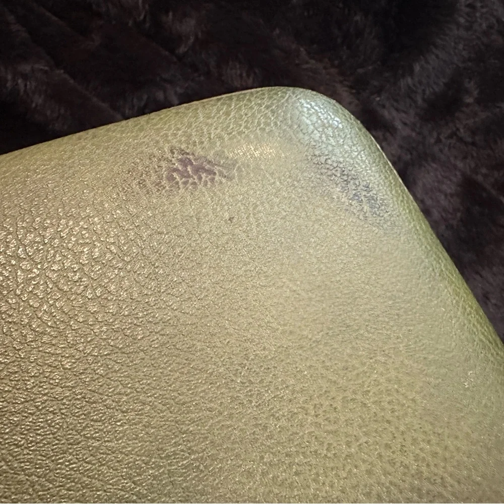American Tourister classic hard