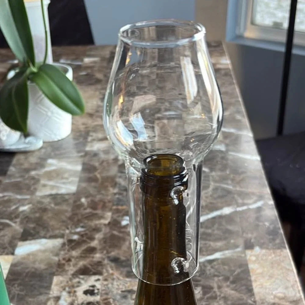 N/A green glass