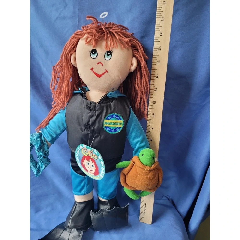 Vintage 1997 Carie Aquarist Plush Doll With tags And‎ Accessories