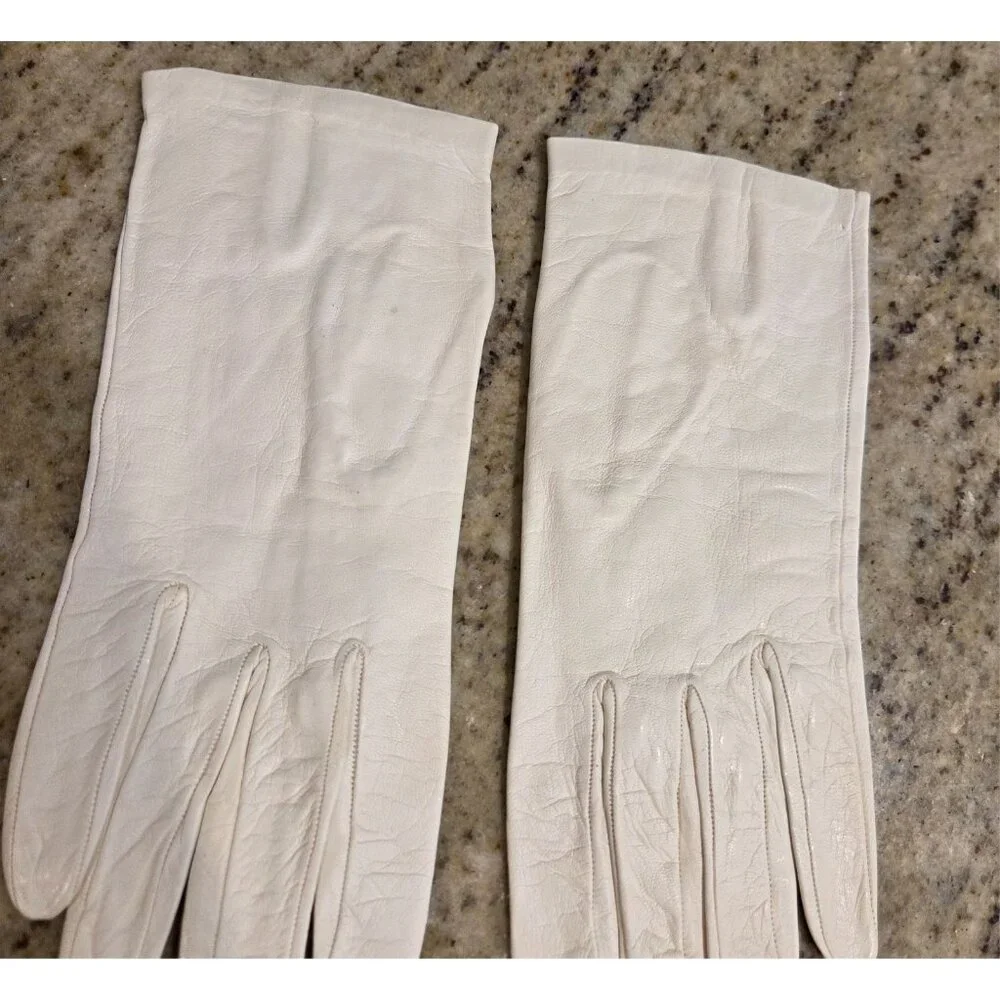 Vintage Womens Size S Off-White Leather Gloves Short Formal