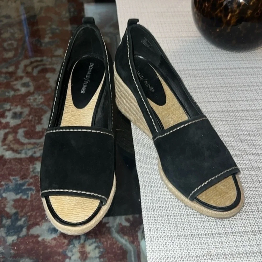 DONALD PLINER ESPRADILLE SIZE 10