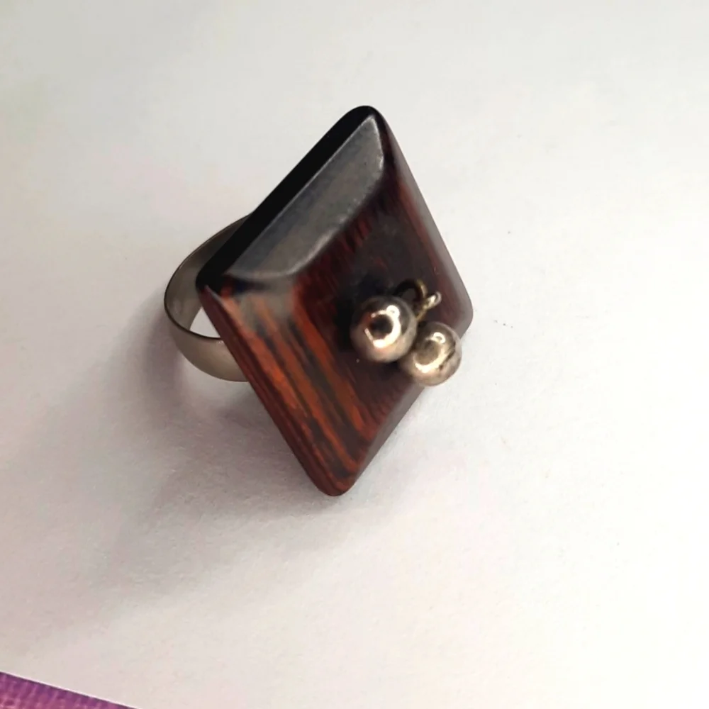Square adjustable 1960's 1970's Vintage wood silver ball detail ring