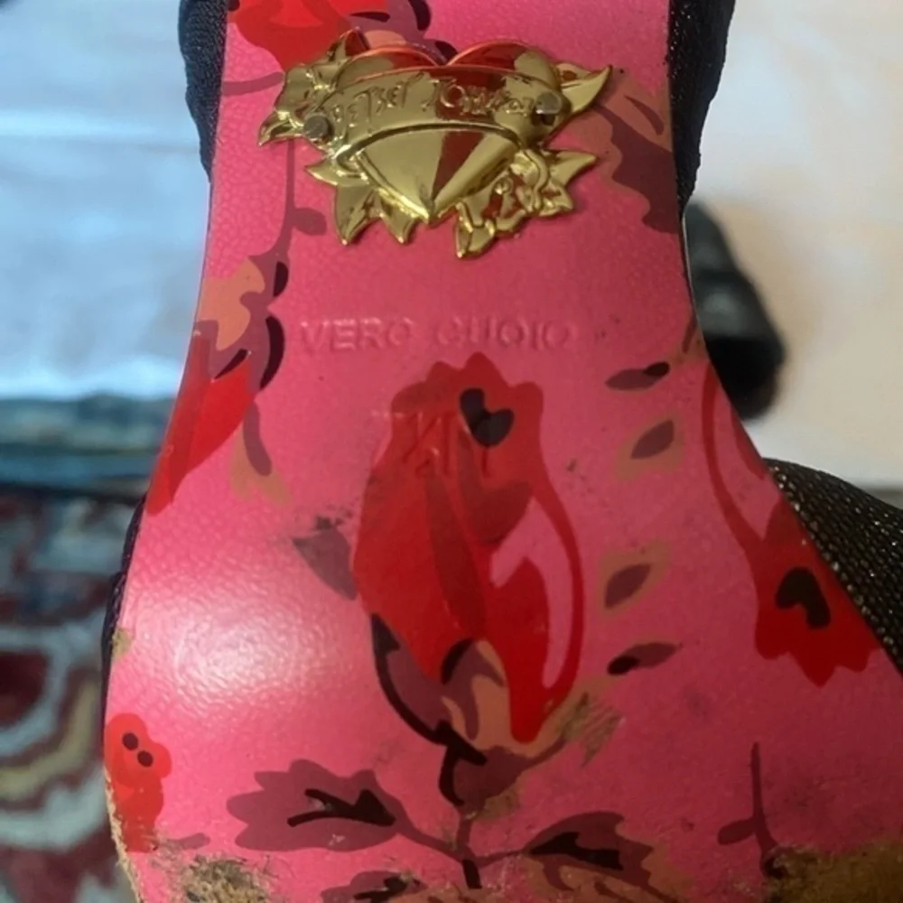 Betsey Johnson beautiful shoes