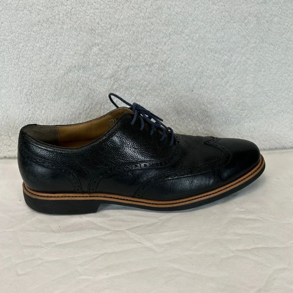 Cole Haan keywords dark