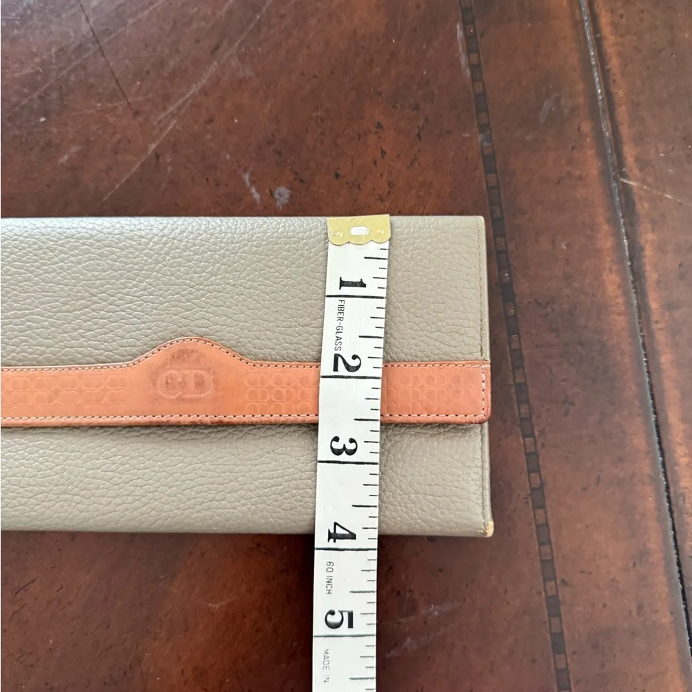 Dior throughout out 100%