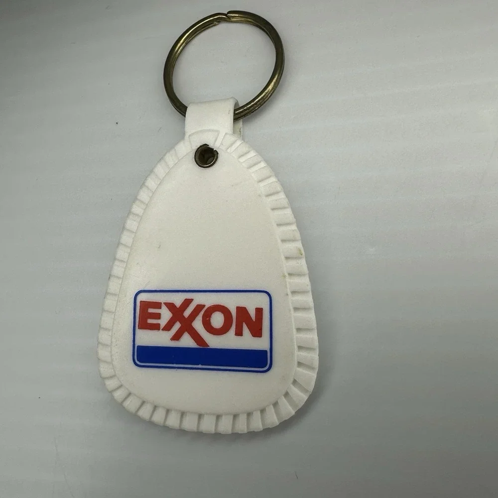 Vintage Exxon Gas Oil Keychain White Plastic Promo Petroliana Key Ring