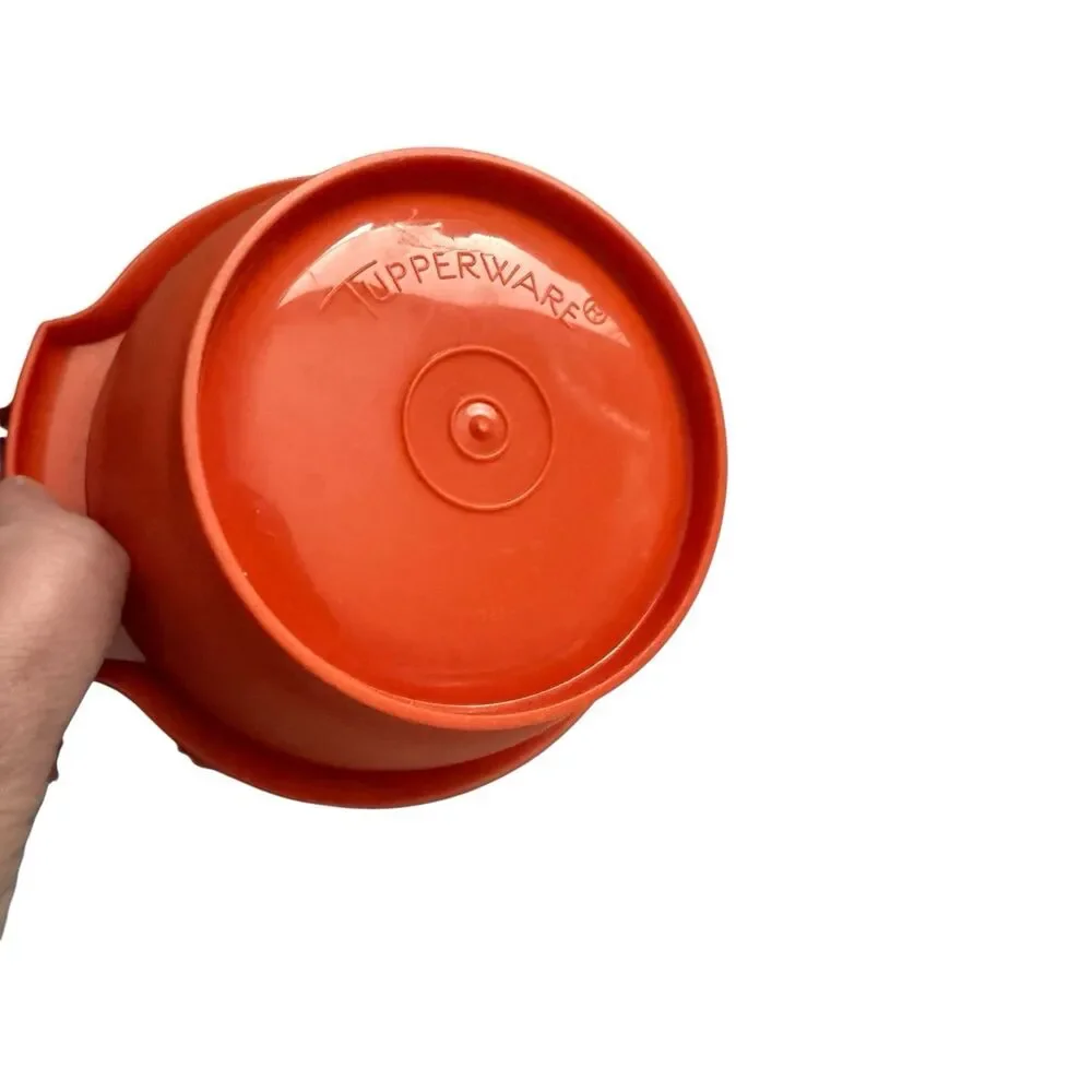 Tupperware are this bowl