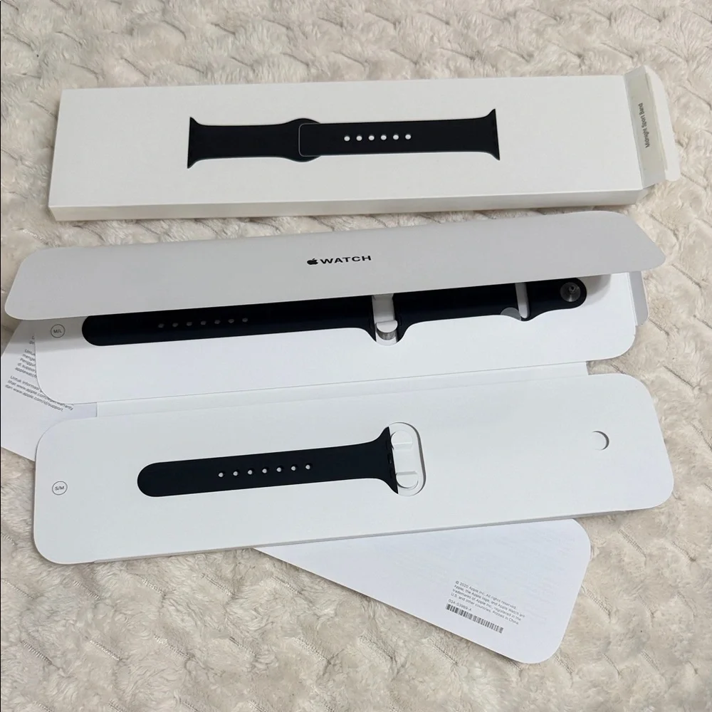 Apple black color silicone
