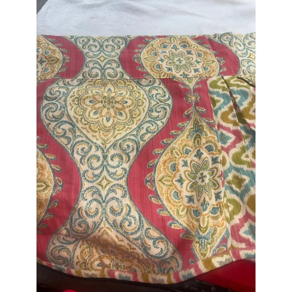 Waverly curtain valance