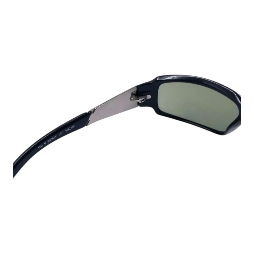 Burberry chic sunglasses