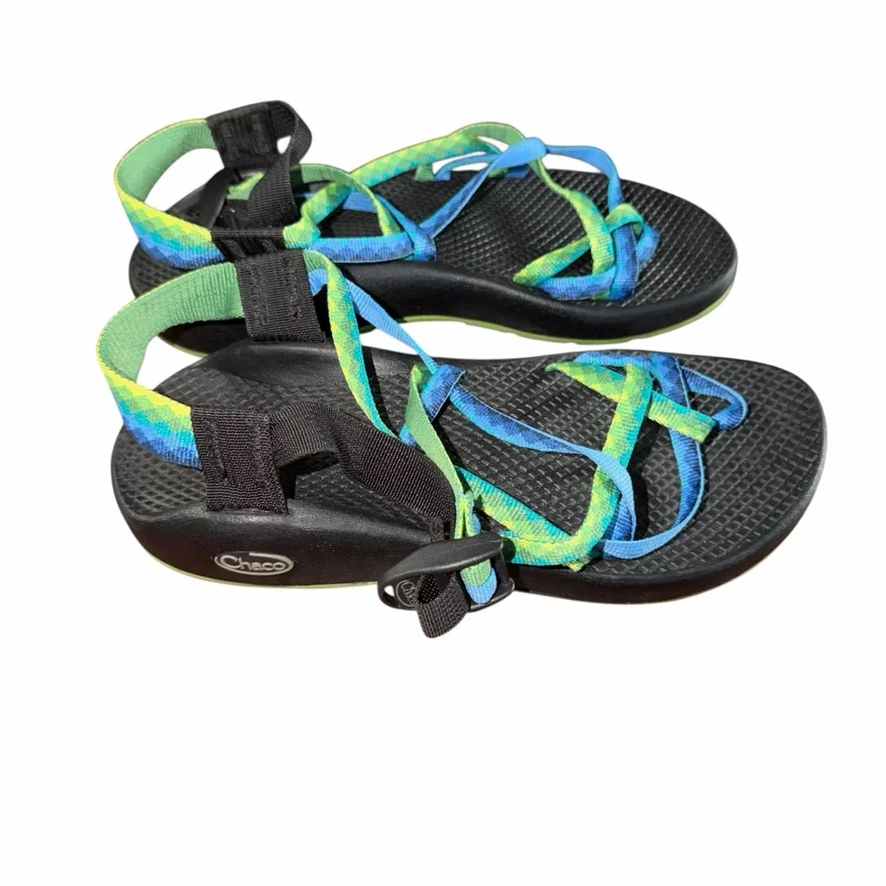 Chaco •	brand 	•	model