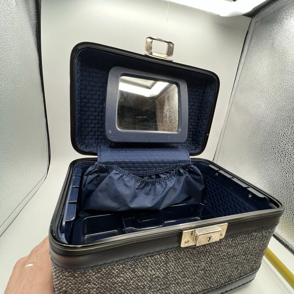 The Unbranded Brand blue tweed