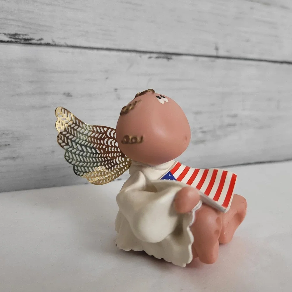Vintage RUSS Patriotic Guardian Angel w/ Gold Wings Flag Kirks Kritters Y2K 2001