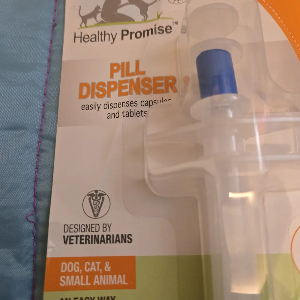centeral dog pill dispenser
