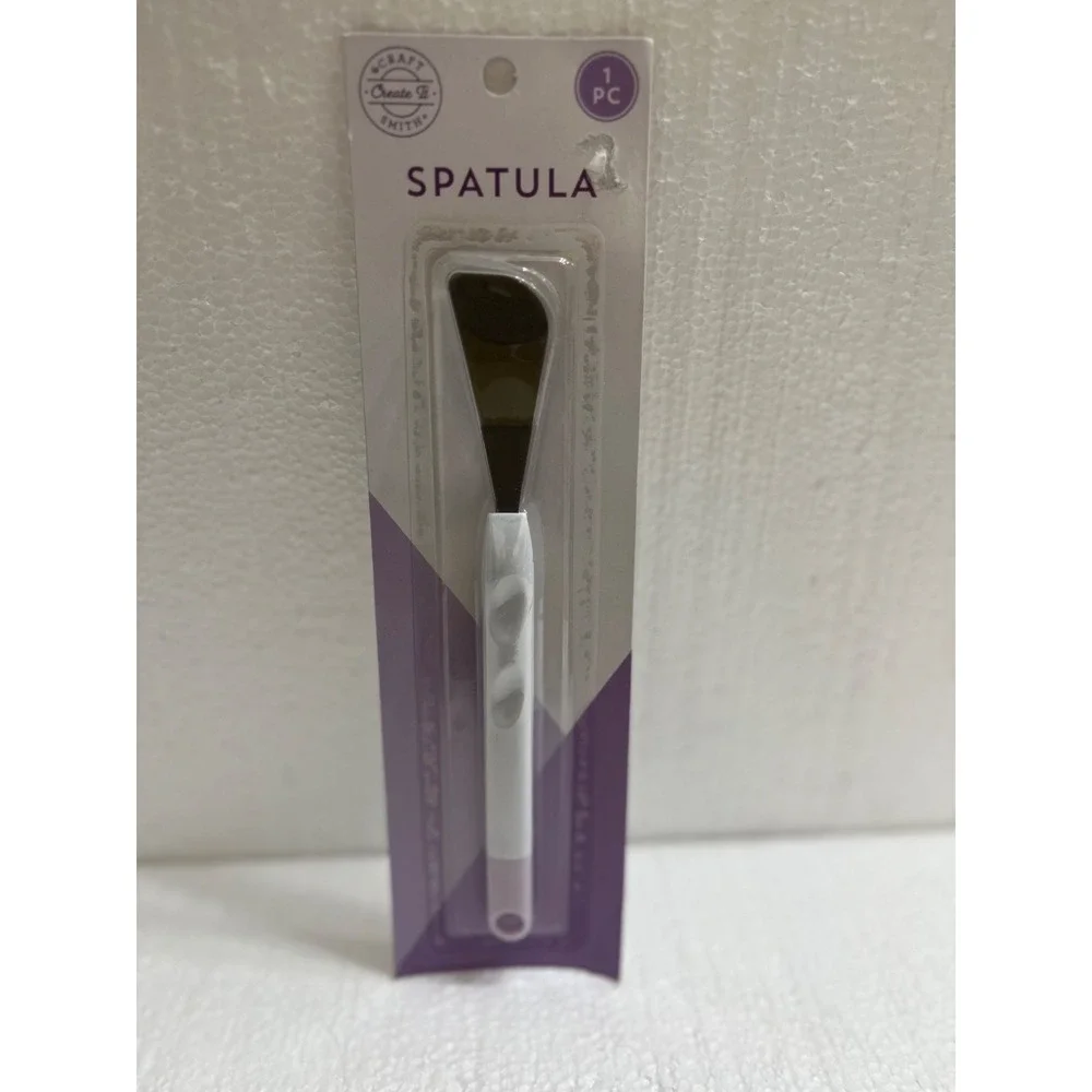 Cricut scraper spatula