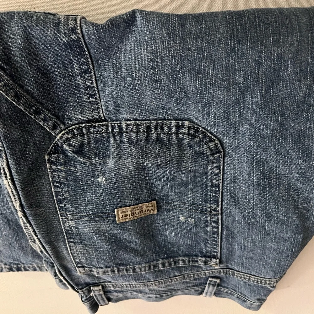 Wrangler relaxed fit