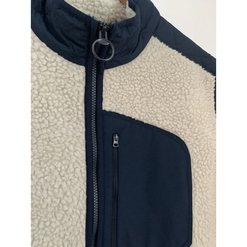 Lands End cabin packable detail