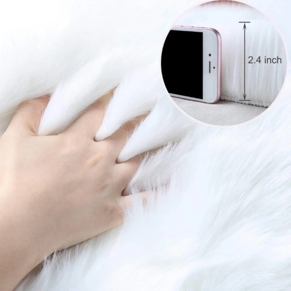 White Faux Fur Throw - soft & silky!