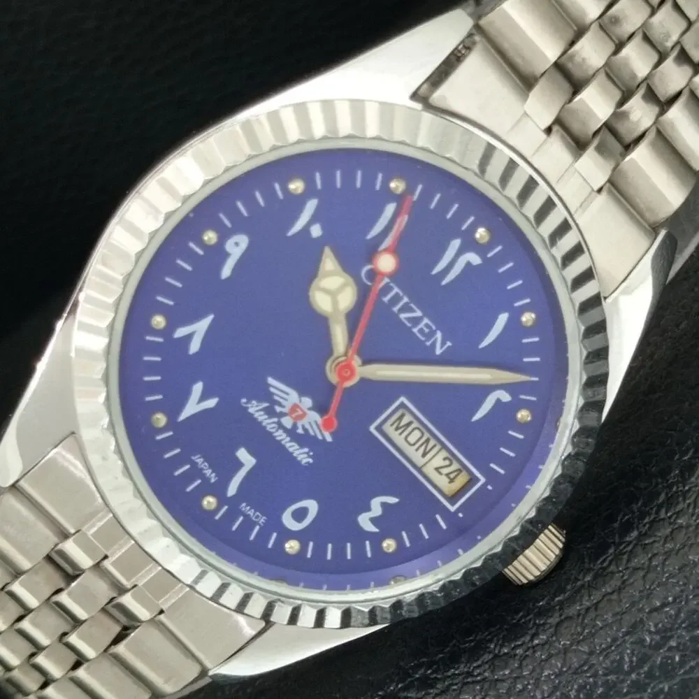 Vintage 1977 Citizen Automatic Mens Silver Watch W/daydate & Arabic accents