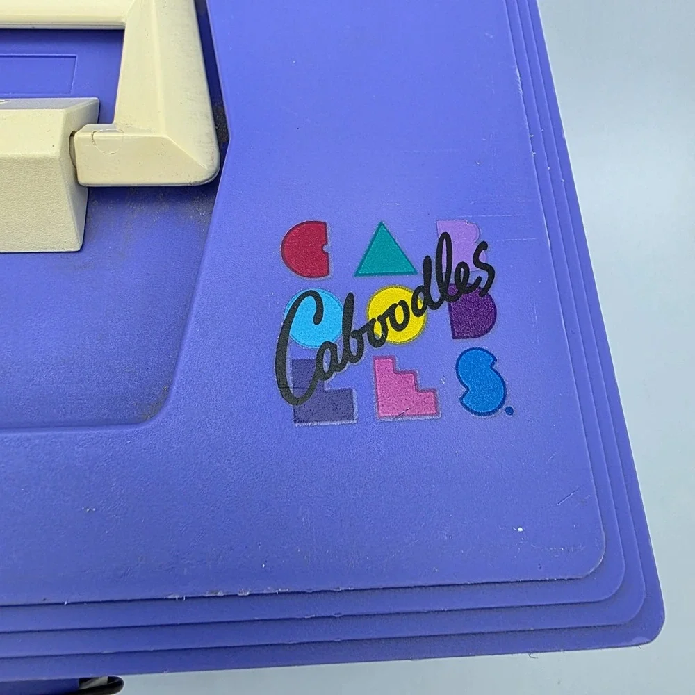 Vtg Caboodles Makeup/Nail Polish Case Organizer Model 2700 1980s Original Purple