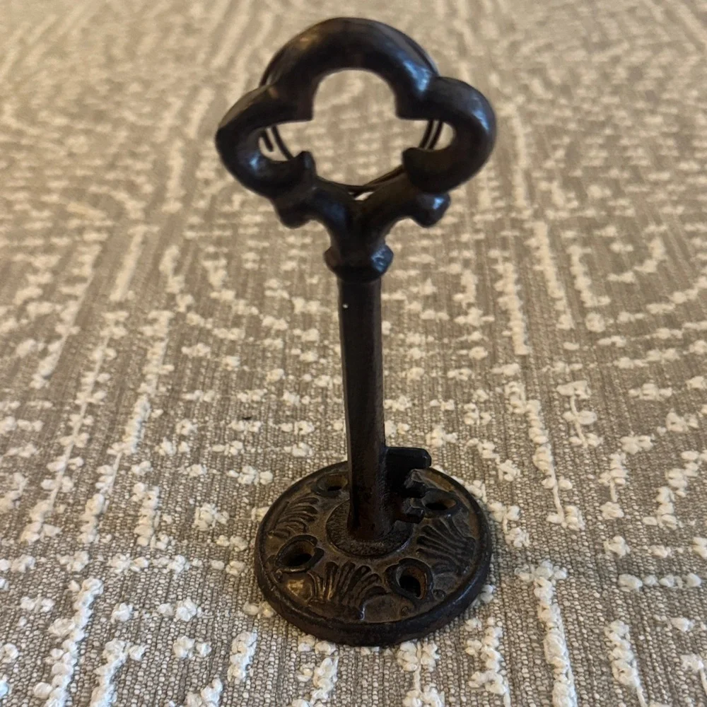 Decorative Vintage-Style Iron Key Wall Accent in Brown