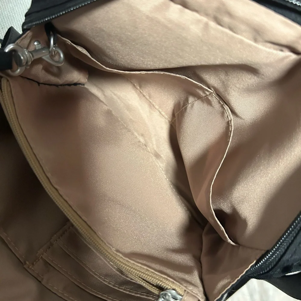 Baggallini Black Canyon Bag Messenger Crossbody With Adjustable Strap
