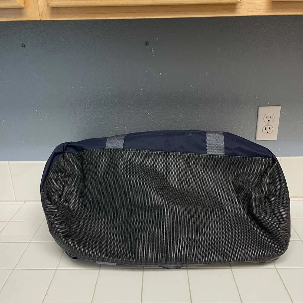 Lufthansa group duffle bag