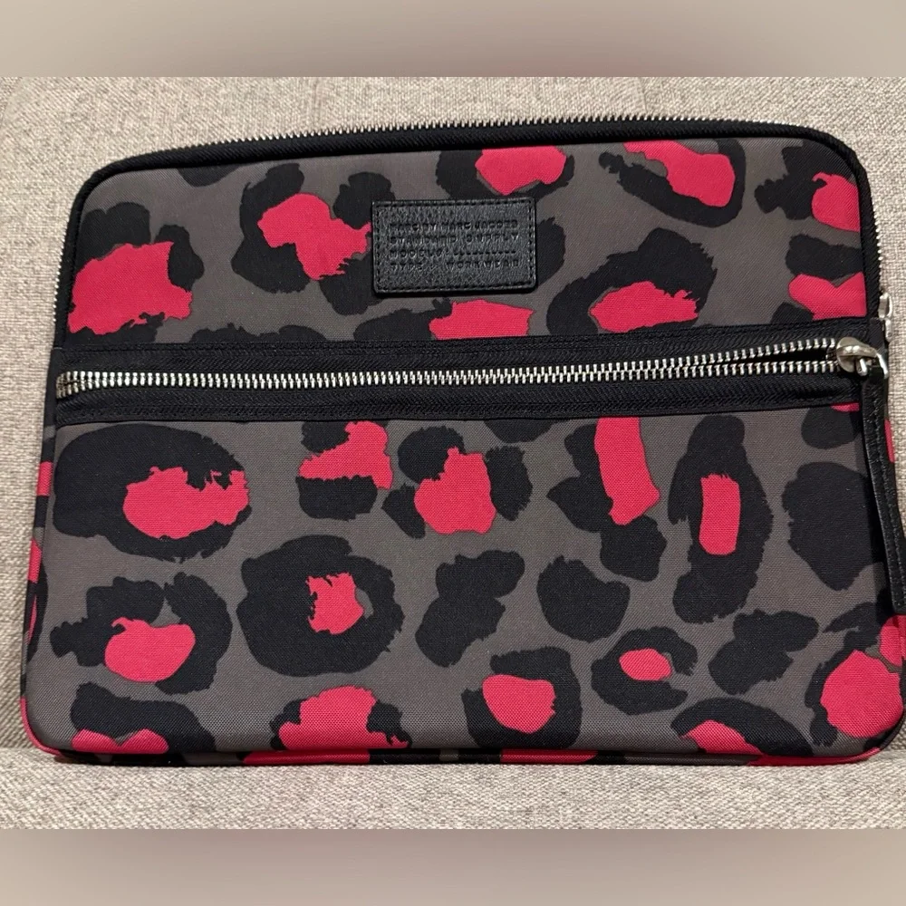 Marc Jacobs Leopard Laptop Sleeve Fits 11–13” Black Fuchsia