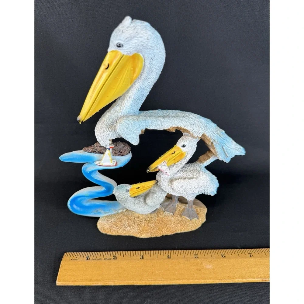 N/A decorative pelican