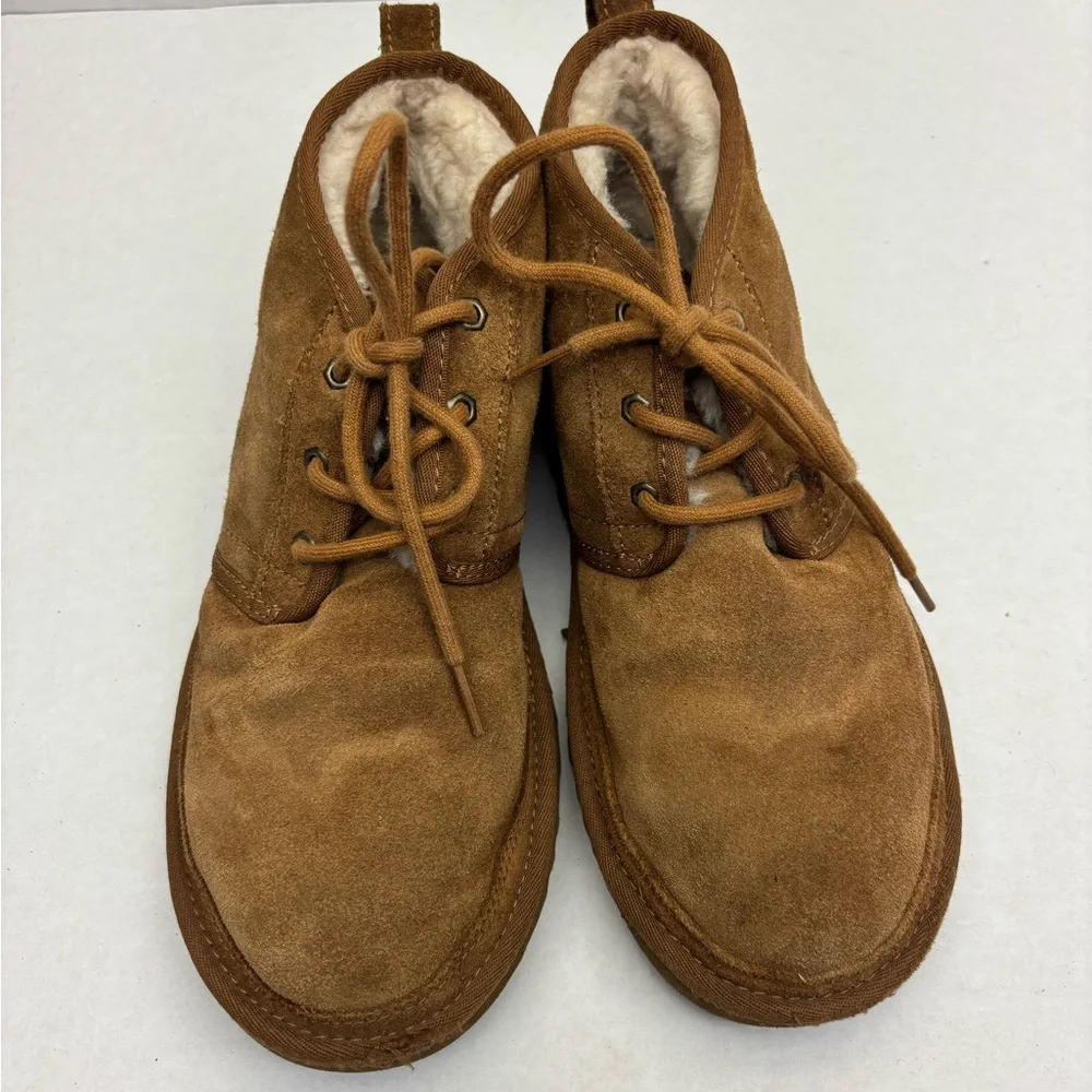 UGG suede chukka