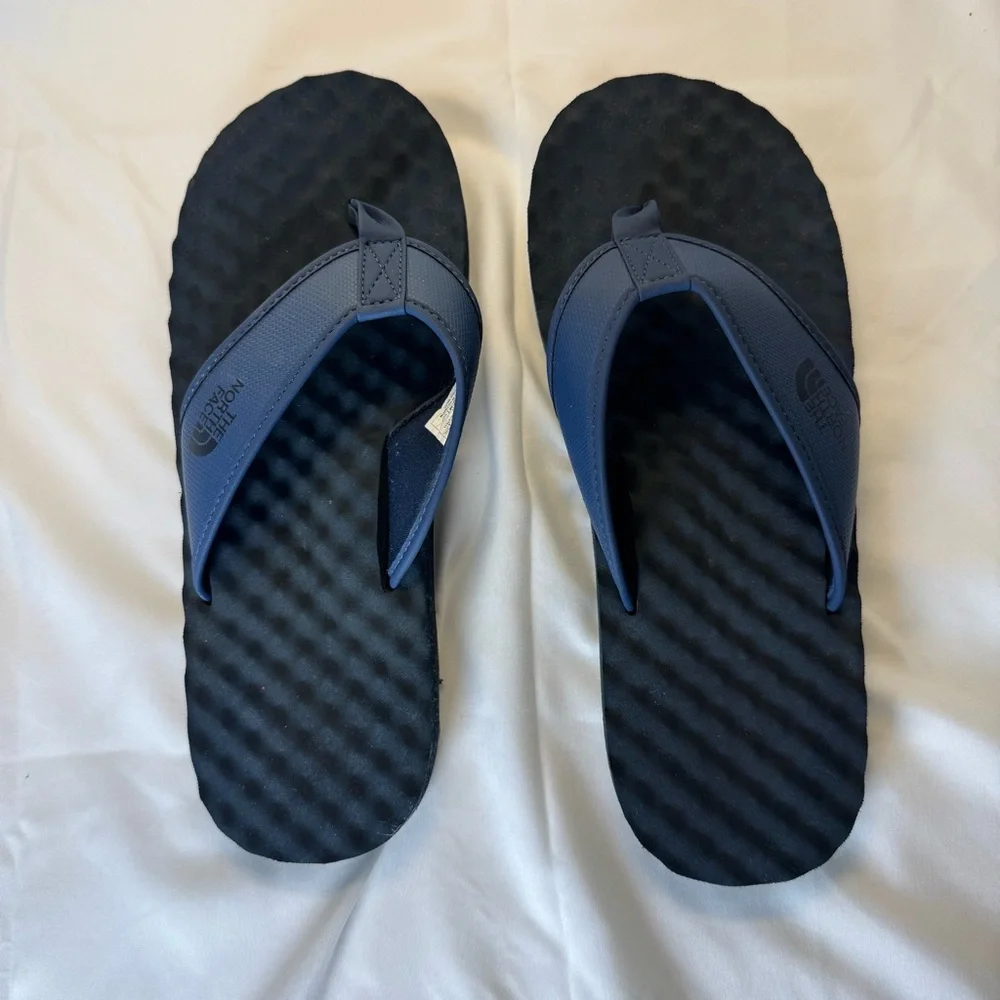 The North Face Men’s Navy and Black Flip-Flop Sandals