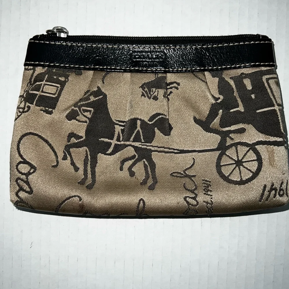 Coach Horse & Carriage Monogram Tan & Black Preloved Coin Pouch