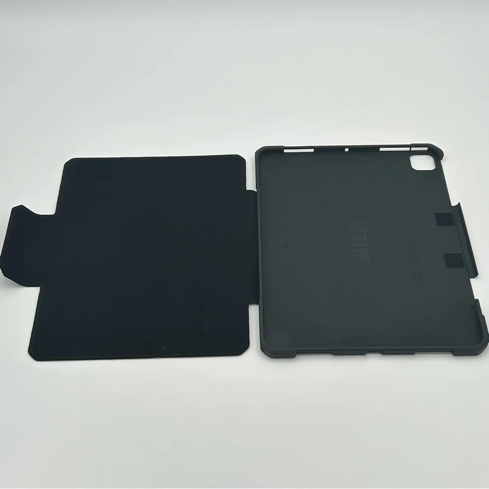 Apple 7th Generation iPad Pro 13” 256GB A2926