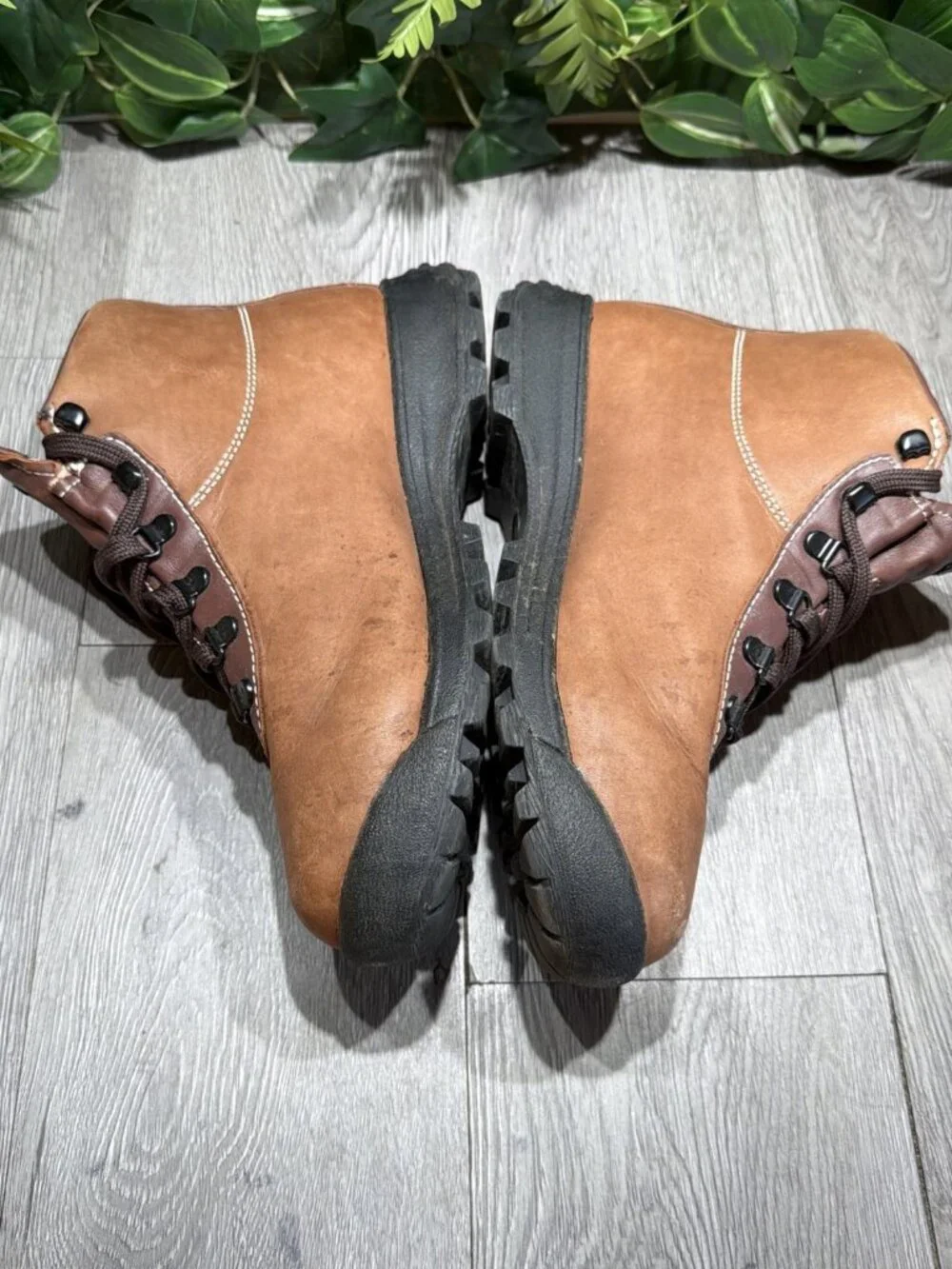 Vasque men’s women