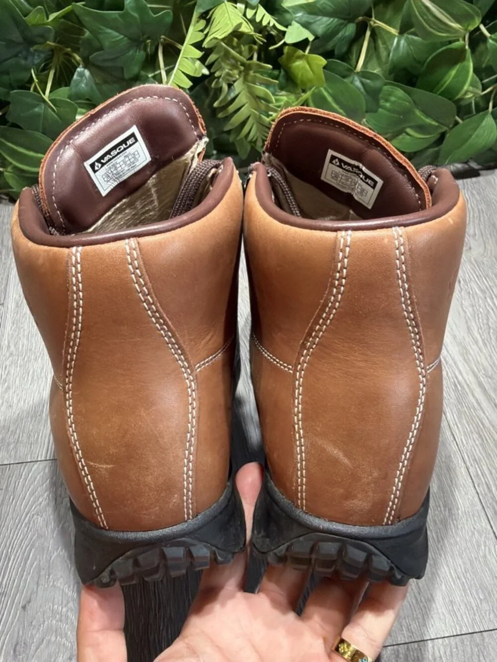 Vasque men’s women