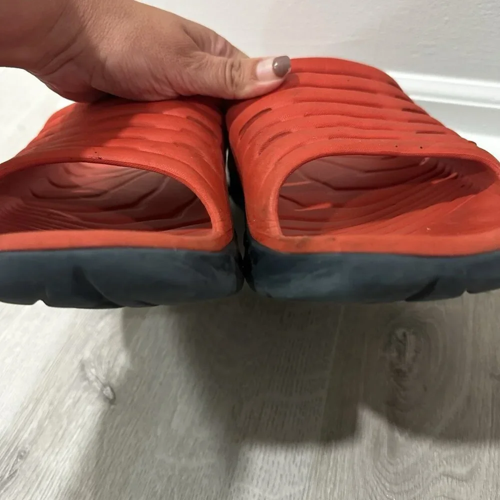 Hoka One One hoka one