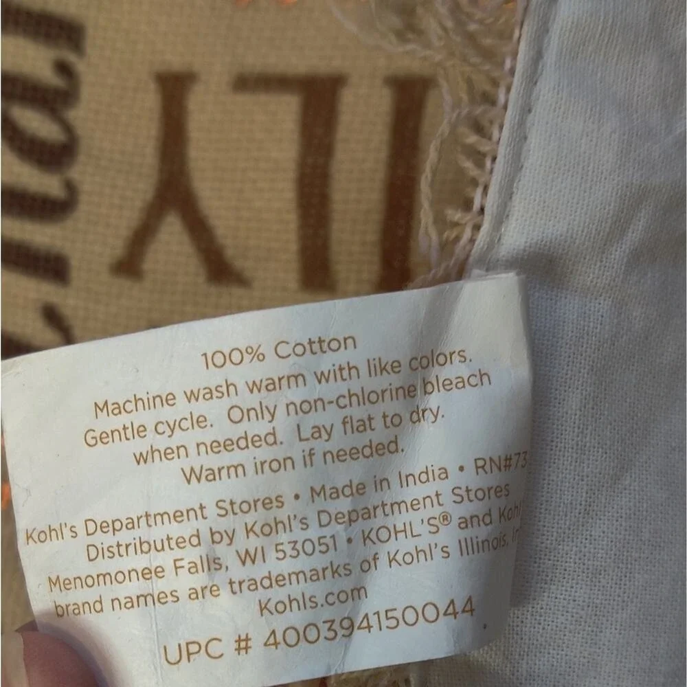 Kohls celebrate kohl