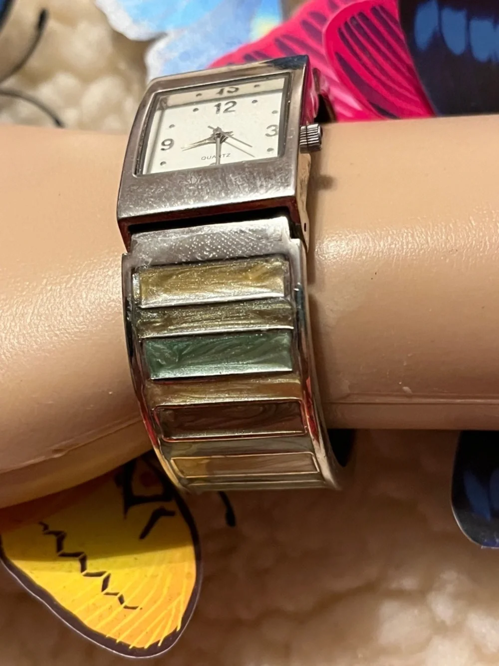 N/A elegant silver