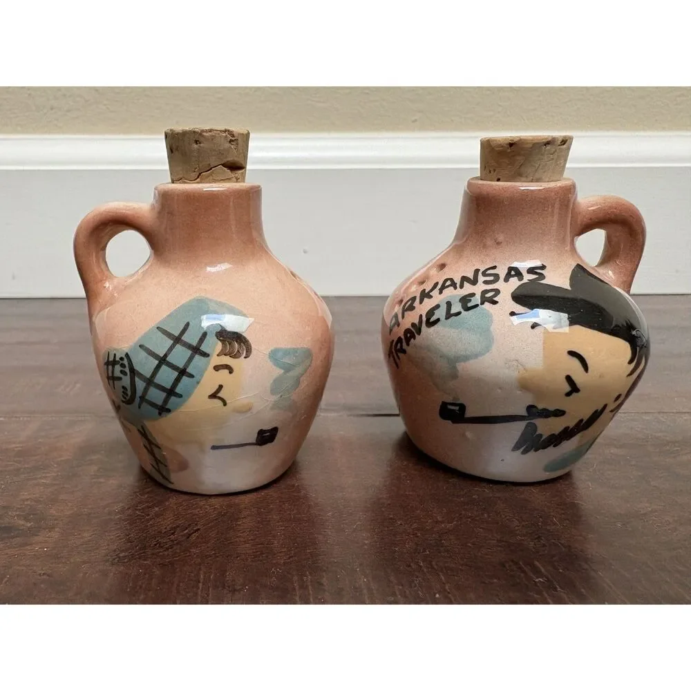 Vtg Rare Arkansas Traveler Ma & Pa Hillbilly Salt & Pepper Shakers Moonshine Jug