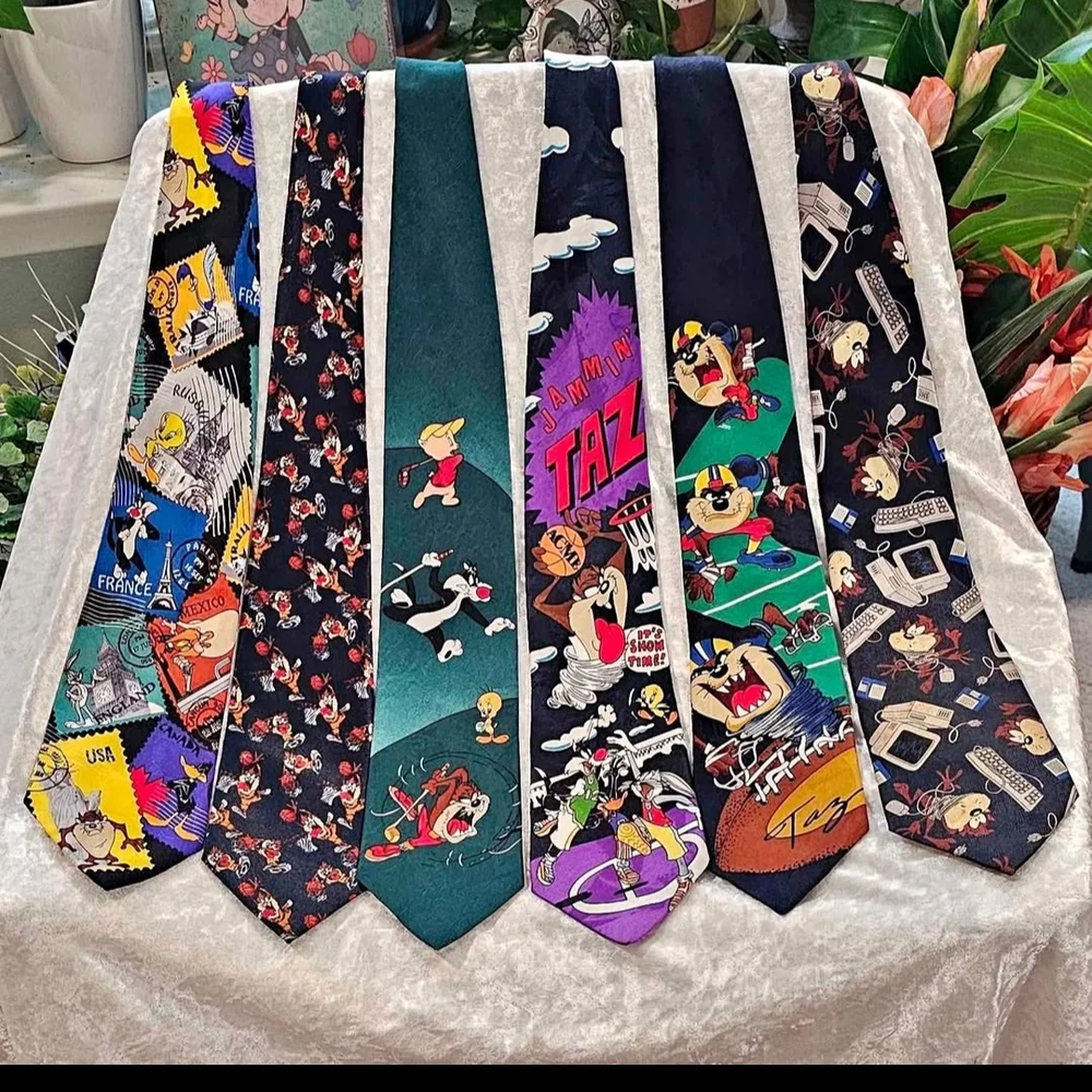 Warner Bros Colorful‎ Cartoon Character Ties Collection
