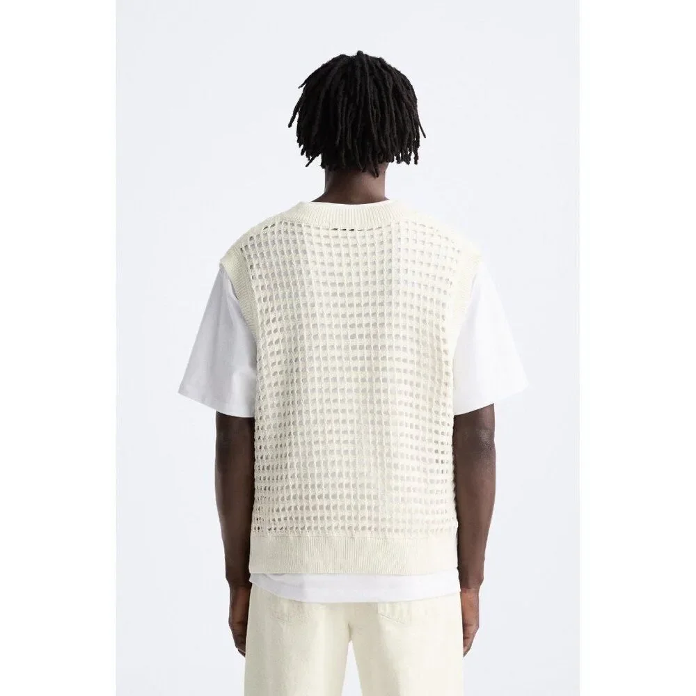 Zara Mens Cutwork Sweater Vest Size M Ivory Open Knit Crochet 1023/300 NWT